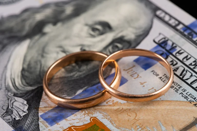 Economy affect Divorce